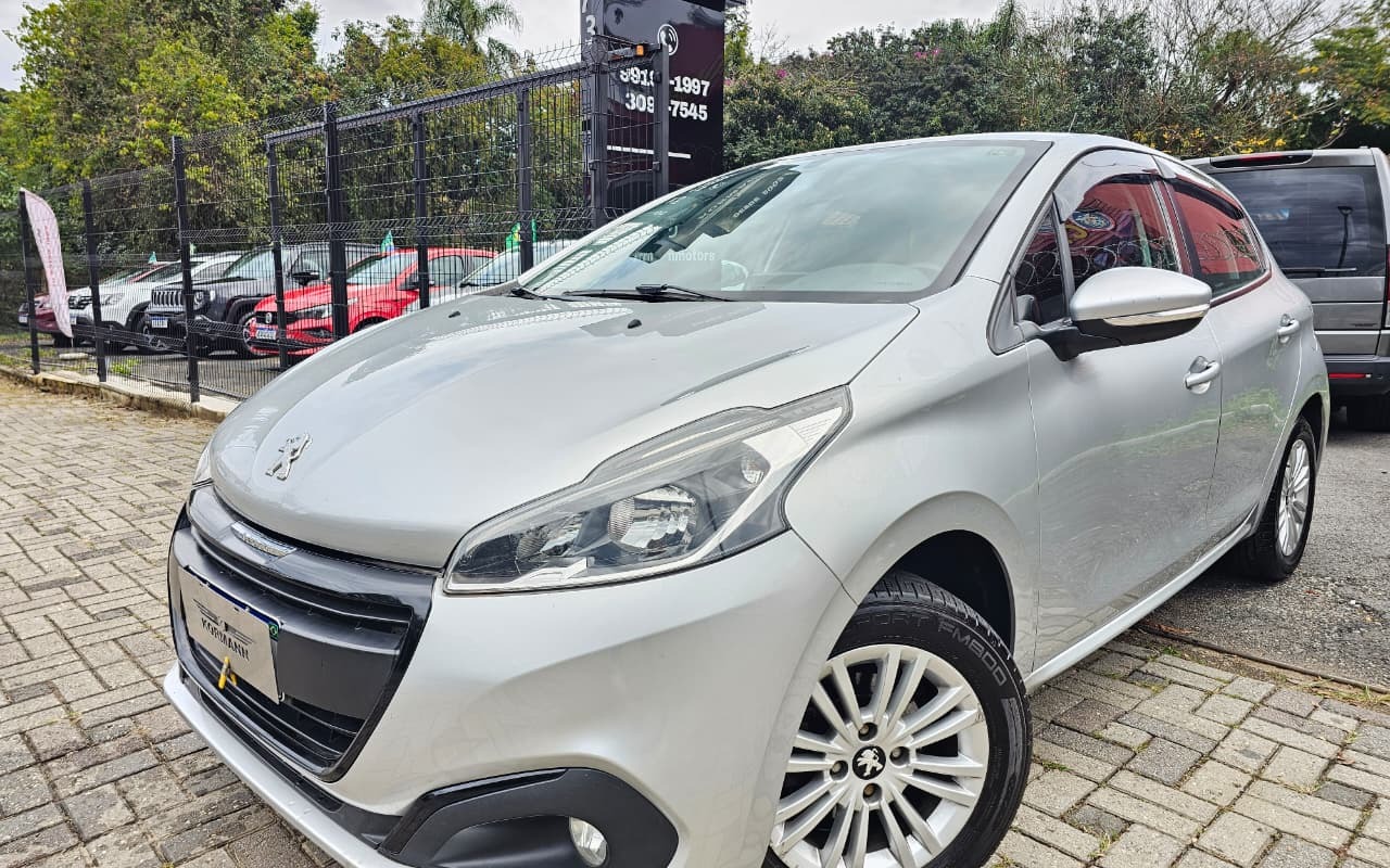Peugeot 208 2020 Prata — foto 1 de 3