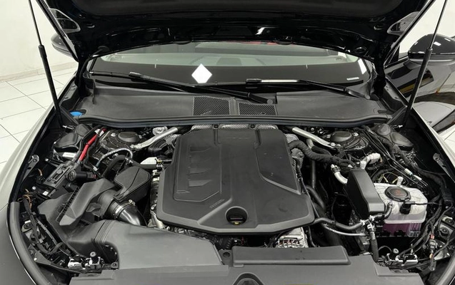imagem-https://www.socarrao.com.br/sc-vehicle-images-prod/2483479/1789215307478-8252883_14_B_966809b278.jpeg