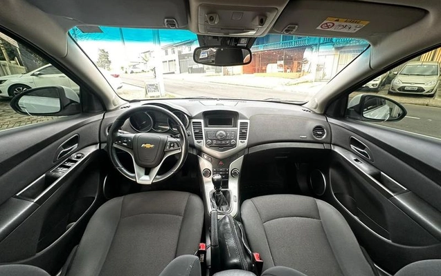 imagem-https://www.socarrao.com.br/sc-vehicle-images-prod/2483556/1783364469857-8253403_0_B_604e52ebad.jpeg