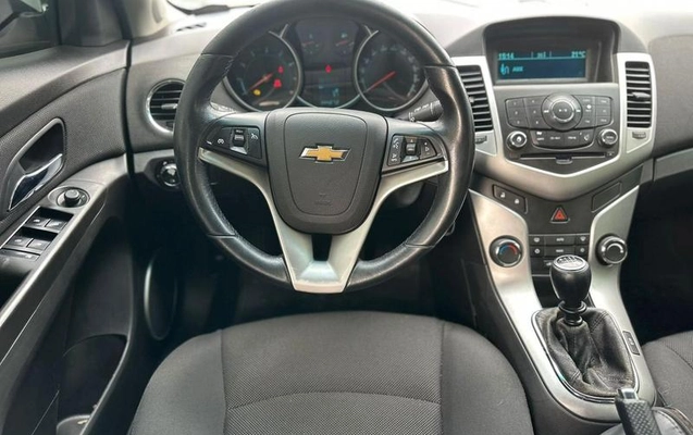 imagem-https://www.socarrao.com.br/sc-vehicle-images-prod/2483556/1783364469858-8253403_0_B_ad08e4b739.jpeg