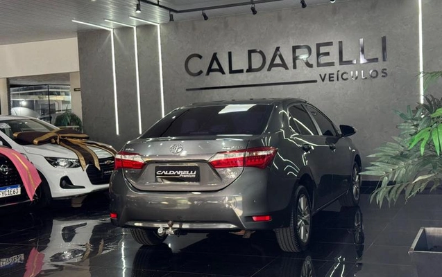 imagem-https://www.socarrao.com.br/sc-vehicle-images-prod/2483657/1789146802501-8251878_3_B_218fc4c562.jpeg