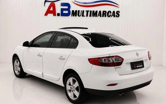 imagem-https://www.socarrao.com.br/sc-vehicle-images-prod/2483672/1785462039890-7634675_2_B_ba944446a9.jpeg