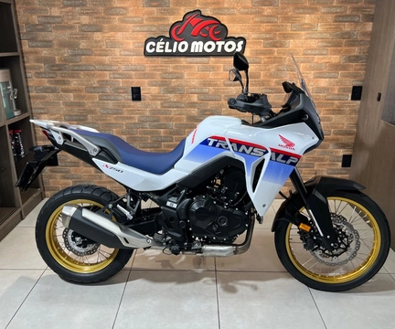 Honda XL 700V TRANSALP 2026 Branco — foto 1 de 3