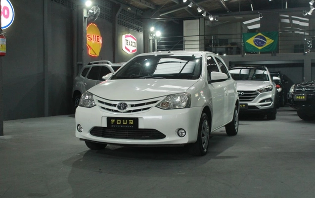 imagem-https://www.socarrao.com.br/sc-vehicle-images-prod/2483942/1791466256775-gb-015af81.jpg