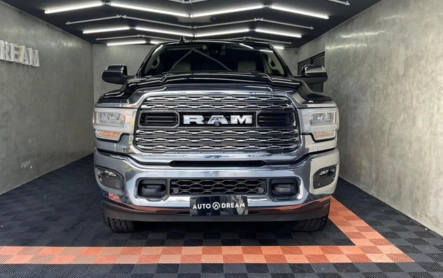 imagem-https://www.socarrao.com.br/sc-vehicle-images-prod/2483946/1785248347977-6474111_4_B_0097422cc7.jpeg
