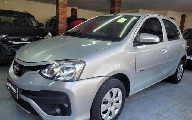 imagem-https://www.socarrao.com.br/sc-vehicle-images-prod/2484037/1785330766927-8251929_2_B_6e4ed5ddee.jpeg