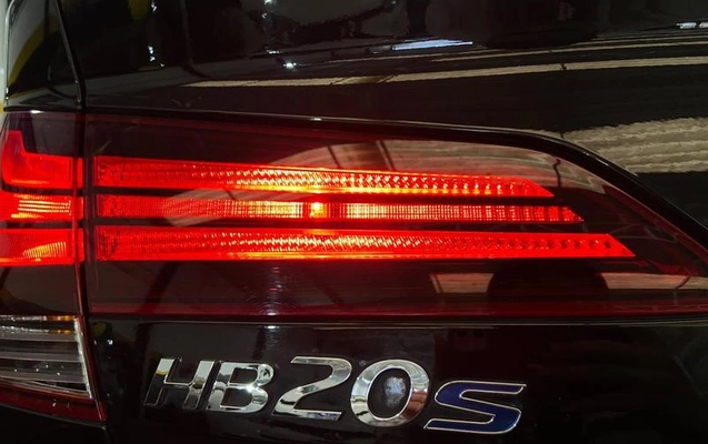 imagem-https://www.socarrao.com.br/sc-vehicle-images-prod/2484153/1788453792848-8253769_9_B_d043802b54.jpeg