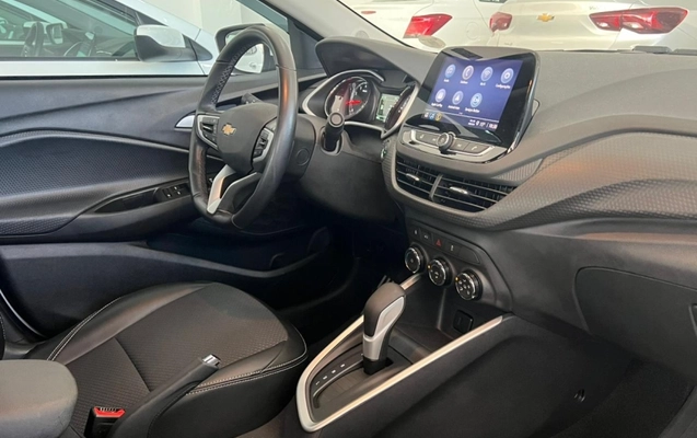 imagem-https://www.socarrao.com.br/sc-vehicle-images-prod/2484380/1789770802419-Od0JfVUFcsLiwIDhTDr9VGCr2uQsSw5F.jpg
