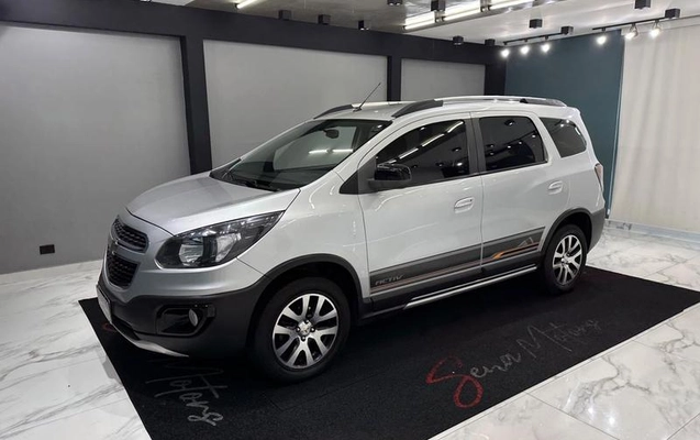 imagem-https://www.socarrao.com.br/sc-vehicle-images-prod/2484384/1789661589552-8195279_7_B_2a1725c6ee.jpeg