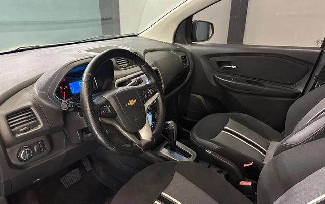 imagem-https://www.socarrao.com.br/sc-vehicle-images-prod/2484384/1789661589556-8195279_10_B_762471de7a.jpeg