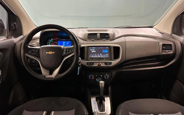imagem-https://www.socarrao.com.br/sc-vehicle-images-prod/2484384/1789661589560-8195279_13_B_bb268b421f.jpeg