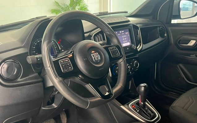 imagem-https://www.socarrao.com.br/sc-vehicle-images-prod/2484392/1789770766988-p5jbfsf6i8mVWzhd0k1LFQdOXEaxiADT.jpg