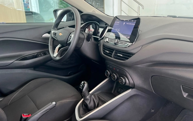 imagem-https://www.socarrao.com.br/sc-vehicle-images-prod/2484393/1789770760491-1CcGMyEnAUucjcGF6IPK6zeqadD7qsxt.jpg