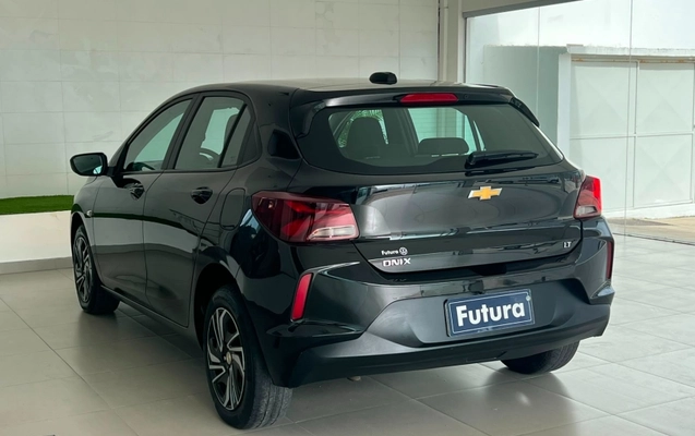 imagem-https://www.socarrao.com.br/sc-vehicle-images-prod/2484393/1789770760494-0aoSEaPJslkSl5MeLBKP1wGMnTU2exRY.jpg