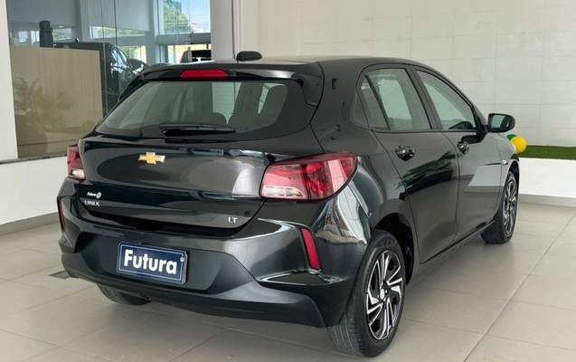 imagem-https://www.socarrao.com.br/sc-vehicle-images-prod/2484393/1789770760498-cykpevRBs49fMRROqEEYP3QkSY6pUKgo.jpg