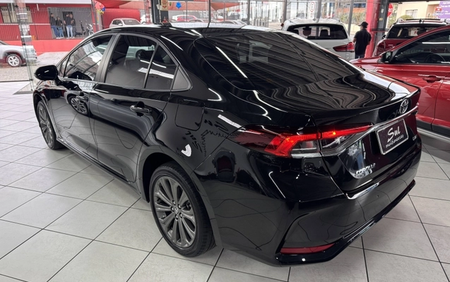 imagem-https://www.socarrao.com.br/sc-vehicle-images-prod/2484417/1788292267063-MyyJZaMINETQ0e0j7pljzhgdz4qlpjCc.jpg