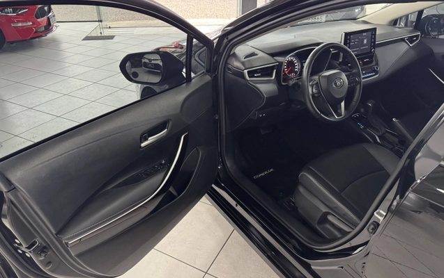 imagem-https://www.socarrao.com.br/sc-vehicle-images-prod/2484417/1788292267064-5tzk2IeS7AoUnraCQDre52iljMHJwEEq.jpg