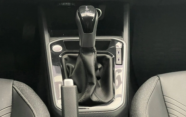imagem-https://www.socarrao.com.br/sc-vehicle-images-prod/2484467/1789770739608-N1zHuWJfdypmkw8bDc2jAdsndDdGCyTX.jpg