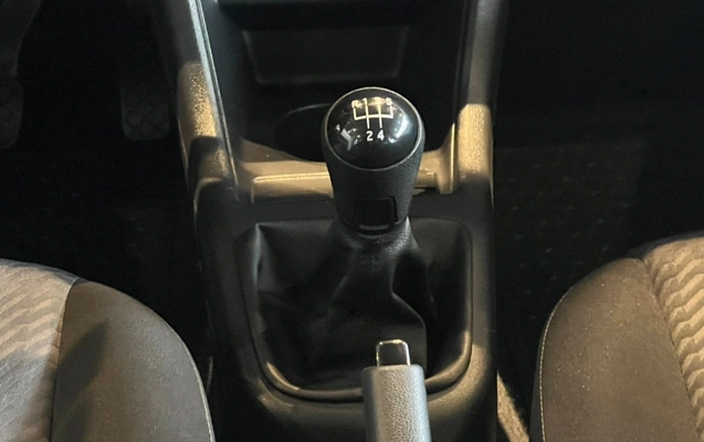imagem-https://www.socarrao.com.br/sc-vehicle-images-prod/2484482/1789770723654-w1uCcPlKlwBOGTxFTUjPb3IhBJH8G3HFD1d8.jpg
