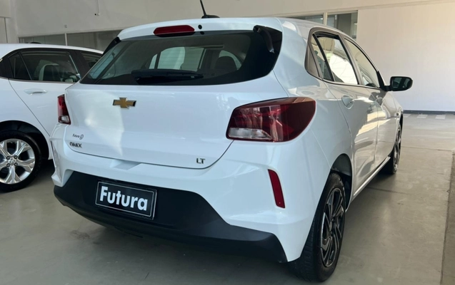 imagem-https://www.socarrao.com.br/sc-vehicle-images-prod/2484509/1789770703978-Qu8pYjHfdQhSjdTtNOklcU7wyHfHEluF.jpg