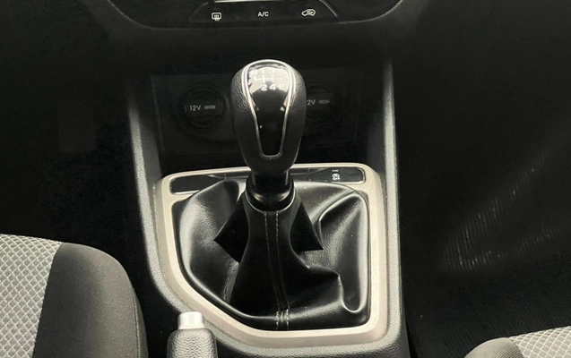 imagem-https://www.socarrao.com.br/sc-vehicle-images-prod/2484517/1789770693231-cVoPlhQ9Sl8lcSow0oL8KI1C3jfKGtnO.jpg