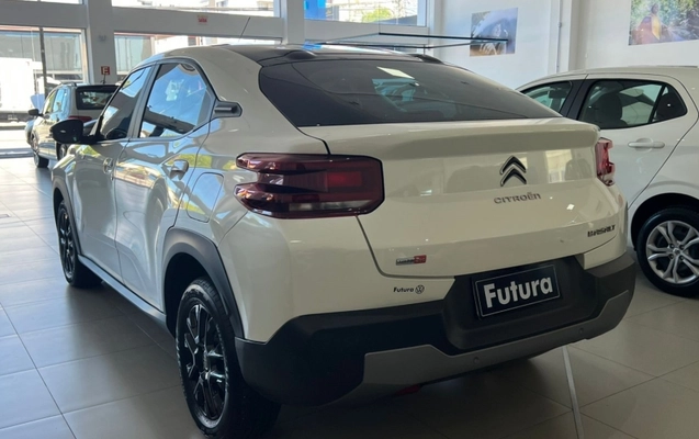 imagem-https://www.socarrao.com.br/sc-vehicle-images-prod/2484568/1789770662093-xYISorSRXYaWSVjAXN45Yjp9f1F1Qkik.jpg