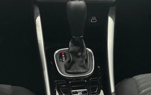 imagem-https://www.socarrao.com.br/sc-vehicle-images-prod/2484632/1789770617226-7F3VEBbh50V6r3LvwCjYWaUozx7YM7w5.jpg