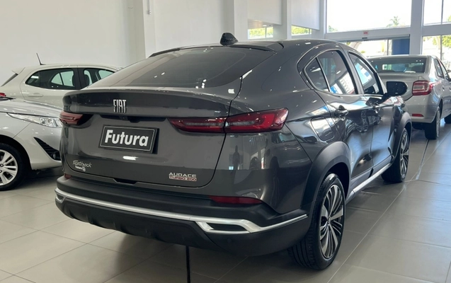 imagem-https://www.socarrao.com.br/sc-vehicle-images-prod/2484632/1789770617235-ylunRABxmZXvXe27KqMRalKbf5DoOKny.jpg
