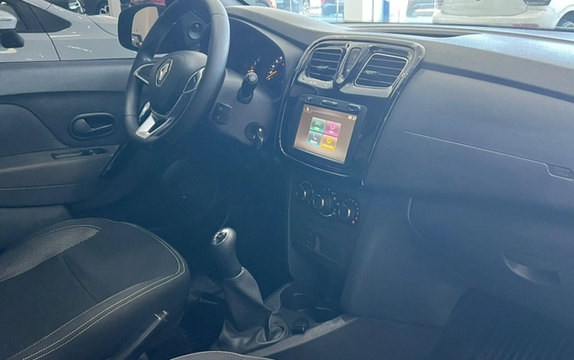 imagem-https://www.socarrao.com.br/sc-vehicle-images-prod/2484637/1789770611130-mZQtvLuZo0L8T36cdqnkTCACYq7tRN9s.jpg