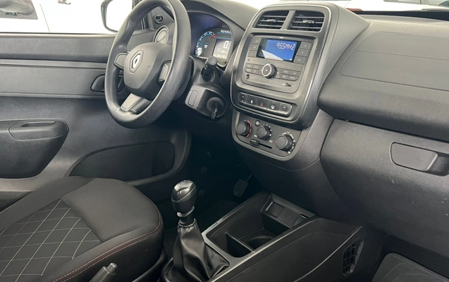 imagem-https://www.socarrao.com.br/sc-vehicle-images-prod/2484666/1789770560204-LMNwAlQjIE0ShM0LpzoPtYhS5hJBAgKG.jpg