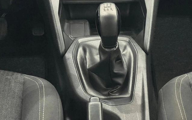 imagem-https://www.socarrao.com.br/sc-vehicle-images-prod/2484667/1789770549606-OToX1gTYsJpWoTjRaWYC5lAIFDZm82w2.jpg