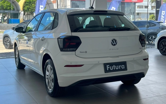 imagem-https://www.socarrao.com.br/sc-vehicle-images-prod/2484692/1789770511044-lWOp2QHCeHgpJAkw9eXkXKxfIRdq9YxP.jpg