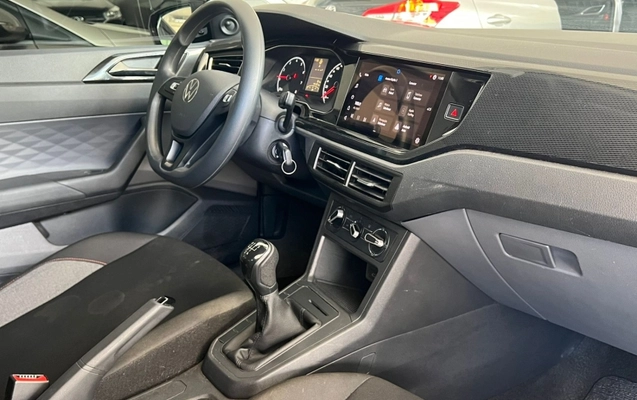 imagem-https://www.socarrao.com.br/sc-vehicle-images-prod/2484699/1789770467597-zlZCnHdtlrIoW6LGxWNdQ2HGWyZJDpCy.jpg