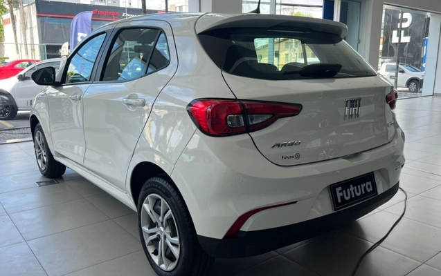 imagem-https://www.socarrao.com.br/sc-vehicle-images-prod/2484709/1789770440687-l7DQCiz4jR5ipRvKksfizpDCz8TQz1Y2.jpg