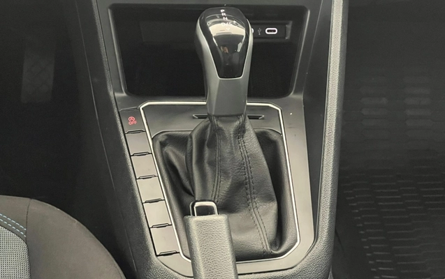 imagem-https://www.socarrao.com.br/sc-vehicle-images-prod/2484726/1789770401254-MU1LevIX2iFbvW7x3eGgWCIyokmwiR48.jpg