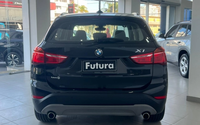 imagem-https://www.socarrao.com.br/sc-vehicle-images-prod/2484735/1789770355362-fhXNeAxNN0pkBASXlrcAXYopsdJRQZoj.jpg