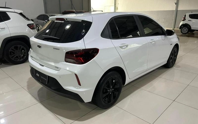 imagem-https://www.socarrao.com.br/sc-vehicle-images-prod/2484767/1783369181719-8213622_2_B_c3372f7042.jpeg