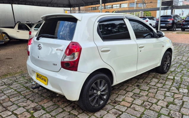 imagem-https://www.socarrao.com.br/sc-vehicle-images-prod/2484831/1783369390460-V2hhdHNBcHAgSW1hZ2UgMjAyNi0wNy0wNiBhdCAxNi4zOC4wMyAoMykuanBlZw.jpeg