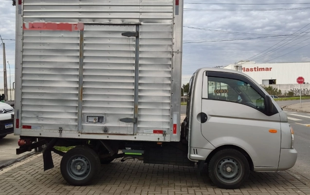 imagem-https://www.socarrao.com.br/sc-vehicle-images-prod/2485111/1784743300989-TupIiUcaza3JRtjcOJ7kxi9RABola42T.jpg