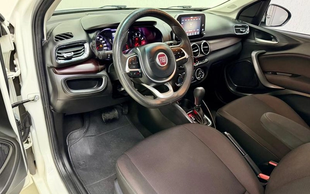 imagem-https://www.socarrao.com.br/sc-vehicle-images-prod/2485845/1787092539707-8254492_16_B_ec332d9c84.jpeg