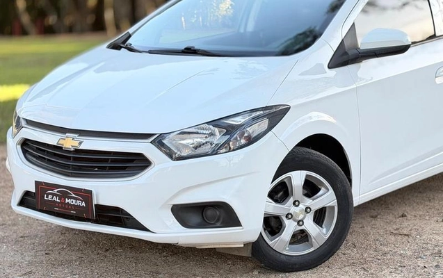 imagem-https://www.socarrao.com.br/sc-vehicle-images-prod/2495752/1787591378811-8237006_9_B_cd0cfb0ad2.jpeg