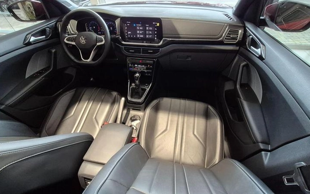 imagem-https://www.socarrao.com.br/sc-vehicle-images-prod/2496155/1784926632327-8219726_2_B_6d9d218a4a.jpeg