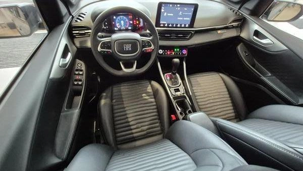 imagem-https://www.socarrao.com.br/sc-vehicle-images-prod/2496157/1783427194911-8220688_19_B_7e712b54c2.jpeg