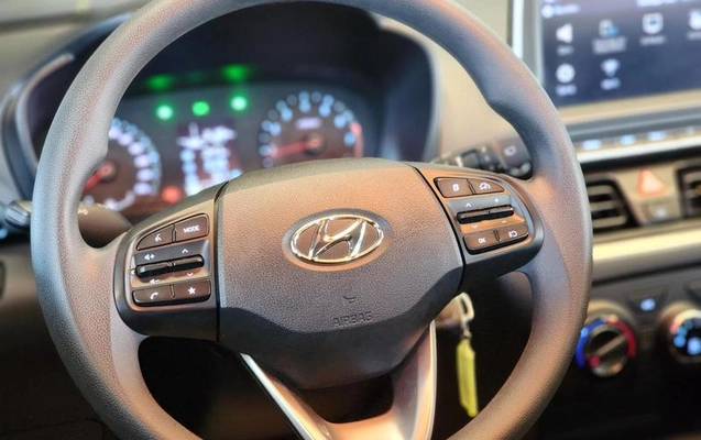 imagem-https://www.socarrao.com.br/sc-vehicle-images-prod/2496447/1788188403056-8236006_18_B_893e9ae6cf.jpeg