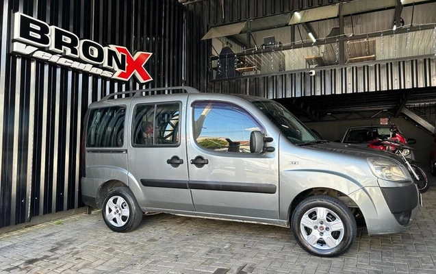 imagem-https://www.socarrao.com.br/sc-vehicle-images-prod/2496586/1789668560800-7571974_2_B_a954e7e22c.jpeg