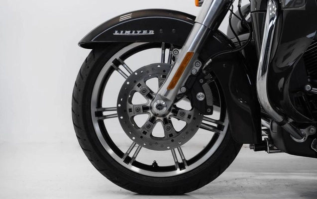 imagem-https://www.socarrao.com.br/sc-vehicle-images-prod/2496933/1788527109196-8169549_2_B_6390eb21f6.jpeg