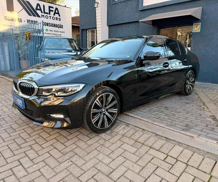 BMW 320i 2022 Preto — foto 1 de 3