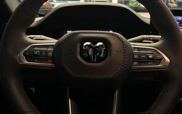 imagem-https://www.socarrao.com.br/sc-vehicle-images-prod/2497948/1789074027837-8241632_5_B_c9e649e0a0.jpeg