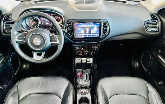 imagem-https://www.socarrao.com.br/sc-vehicle-images-prod/2498407/1789422669837-8255660_6_B_eb93993810.jpeg