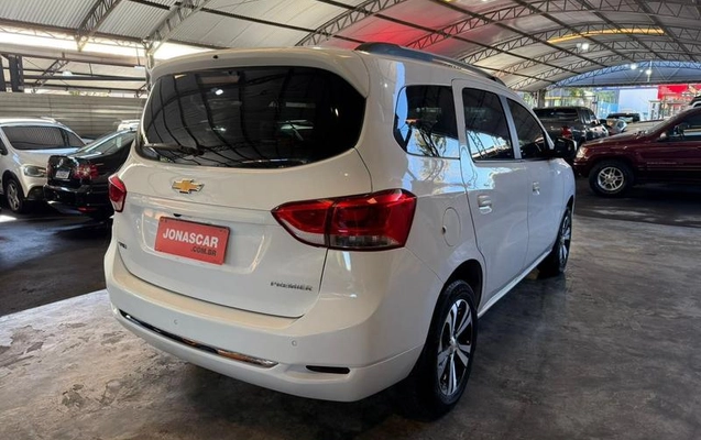 imagem-https://www.socarrao.com.br/sc-vehicle-images-prod/2498436/1783436787498-8094277_0_B_1cdc0e3173.jpeg